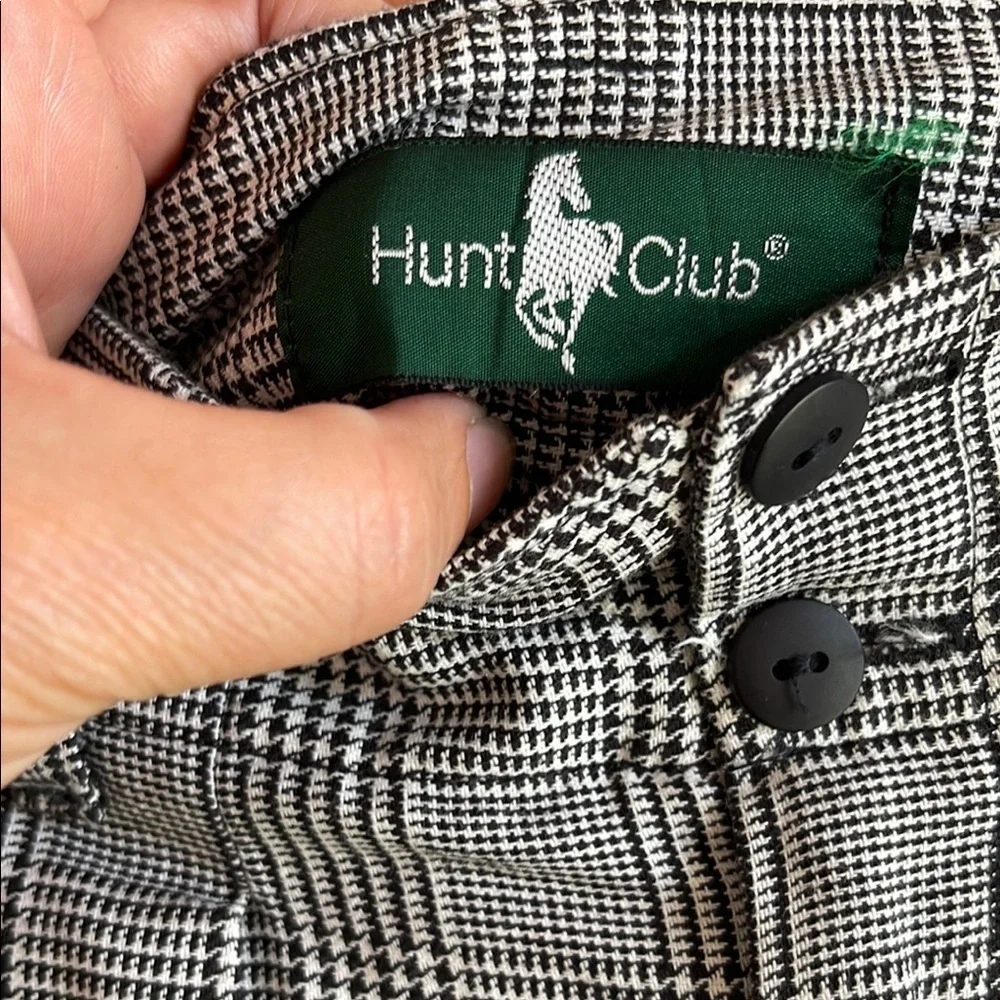 Hunt Club Gray Bermudas with Pleats and High Waist - Picture 2 of 8
